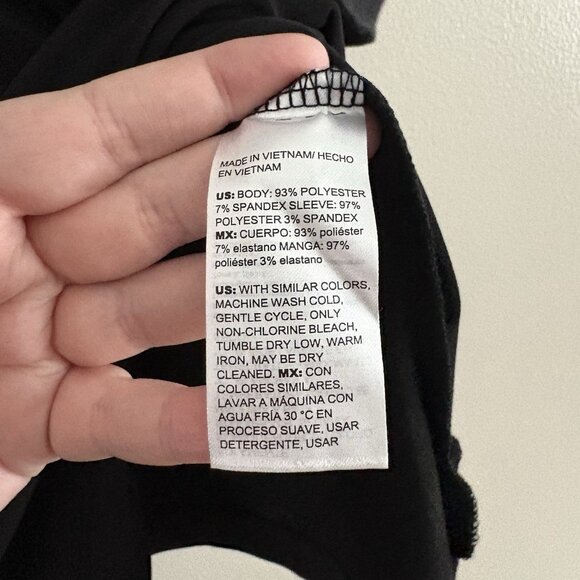 Chicos Women Sz 2 US L Black Notched Neckline Jersey Satin Tiered-Sleeve Tee NWT - Picture 12 of 13